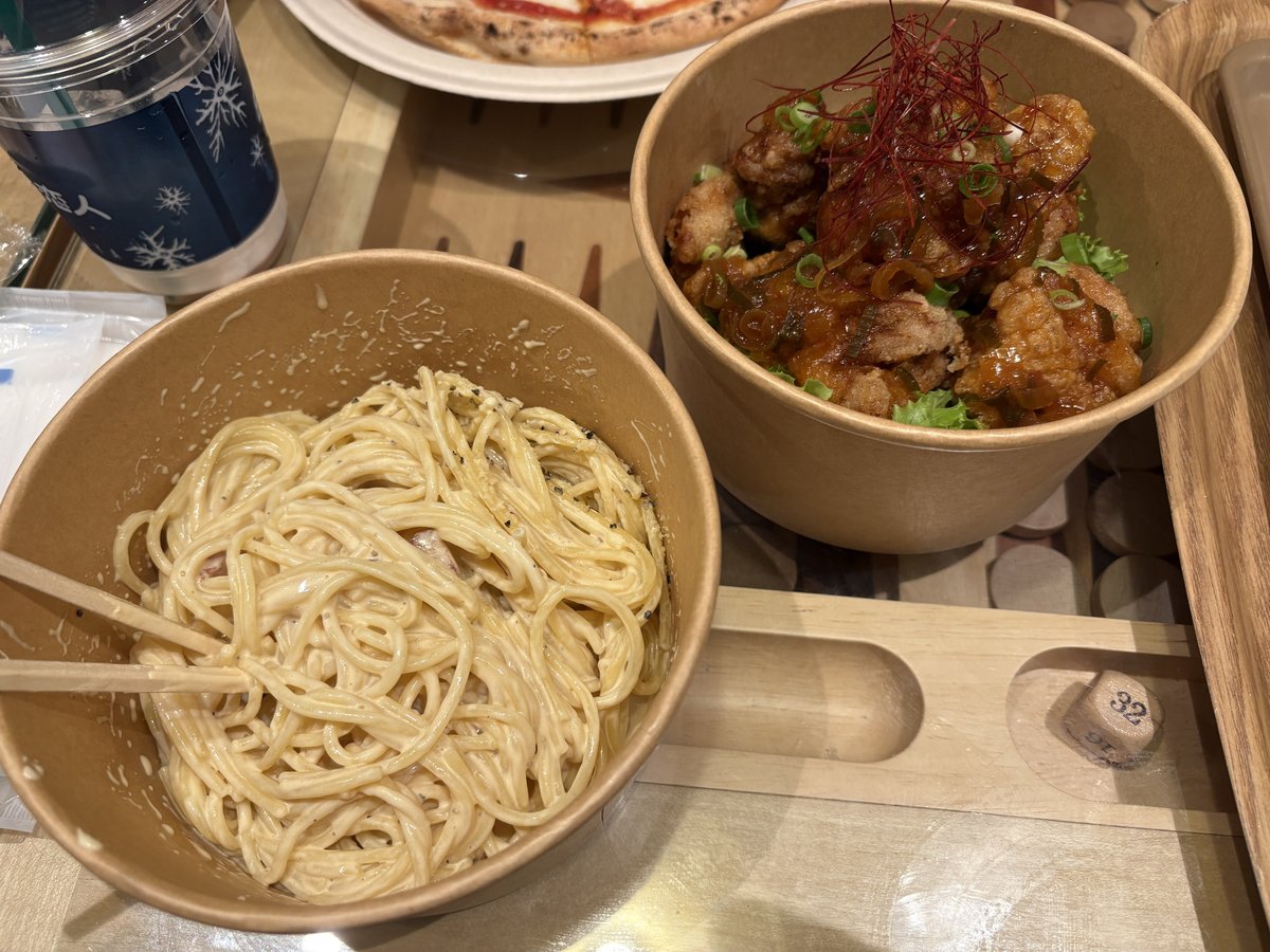 白い恋人パークで食べたカルボナーラとザンタレ丼