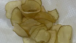 先輩にもらったじゃがいもでポテトチップス作りに初挑戦してみた
